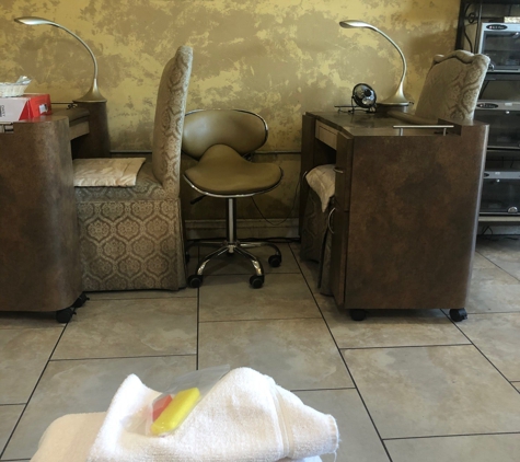 Isle of Serenity Nail Spa - West Hollywood, CA