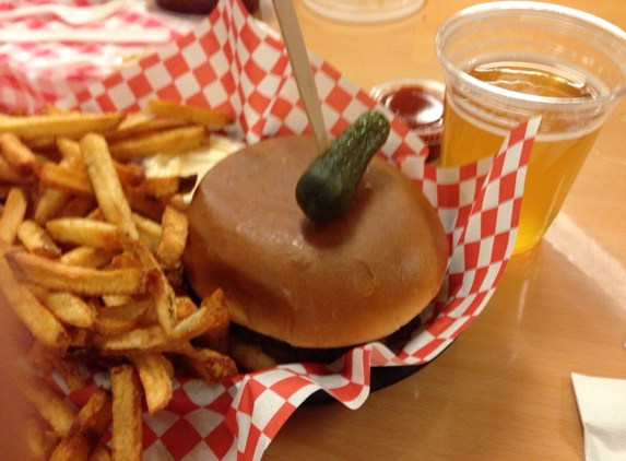 Frietkoten Belgian Fries and Beer - Chicago, IL