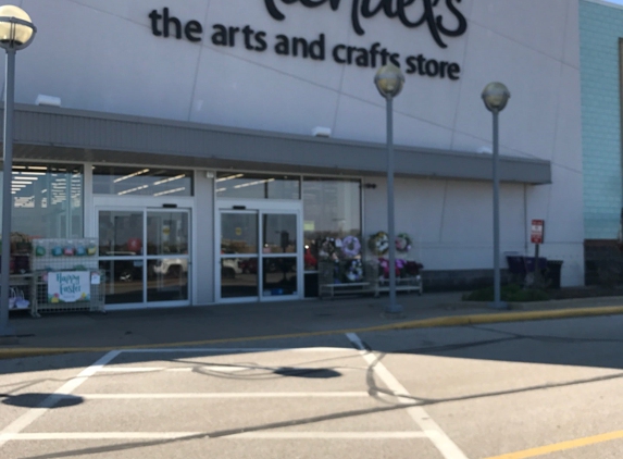 Michaels - The Arts & Crafts Store - North Canton, OH