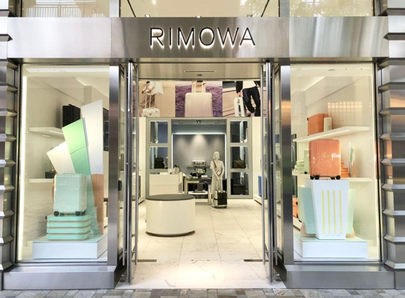 Rimowa - Honolulu, HI