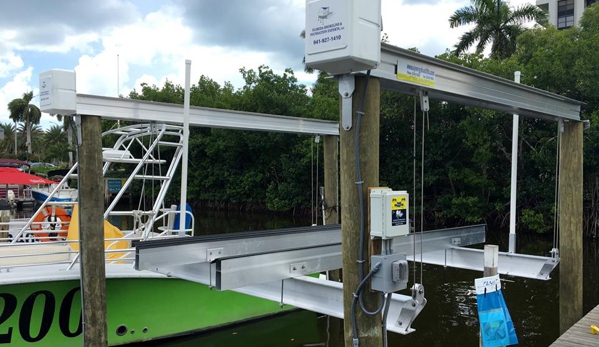 Synergy Boat lifts - Fort Myers, FL. 10,000 lbs. Vertical lift