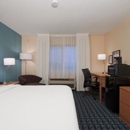 Fairfield Inn & Suites - Hotels