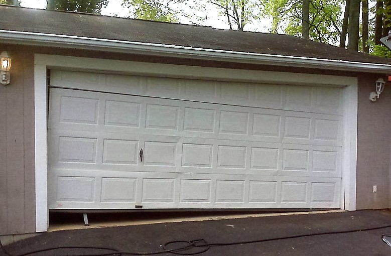 Ricks Garage Door Repair 3955 Cox Rd Barberton Oh 44203 Yp Com