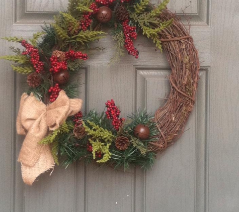 Wreaths Go Round - Acworth, GA