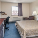 Super 8 by Wyndham Spokane Valley - Motels