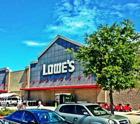 Lowe's Home Improvement - Bradenton, FL