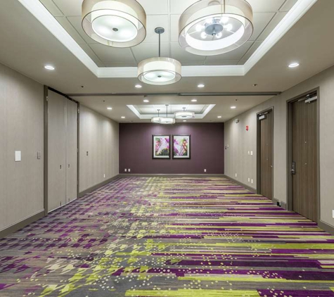 DoubleTree by Hilton Hotel Winston Salem - University - Winston Salem, NC