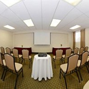 Ramada by Wyndham Downtown Spokane - Hotels