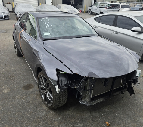 William Auto Body Collision Repair - Modesto, CA