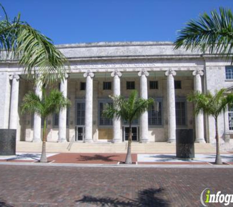 Sidney & Berne Davis Art Center - Fort Myers, FL