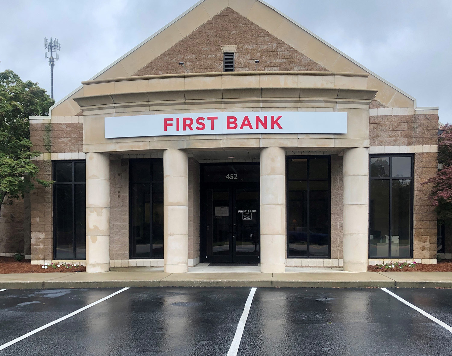 First Bank - Florence - Second Loop, SC 452 2nd Loop Rd, Florence, SC ...