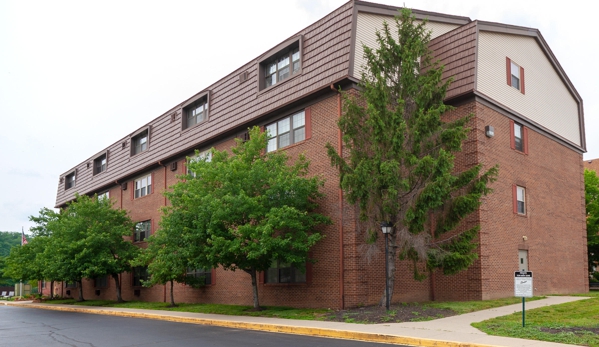 Miamisburg Manor Apartments - Miamisburg, OH