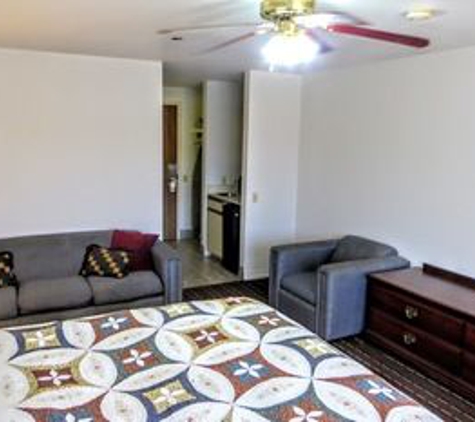 Guesthouse Inn & Extended Stay Suites - Lubbock, TX