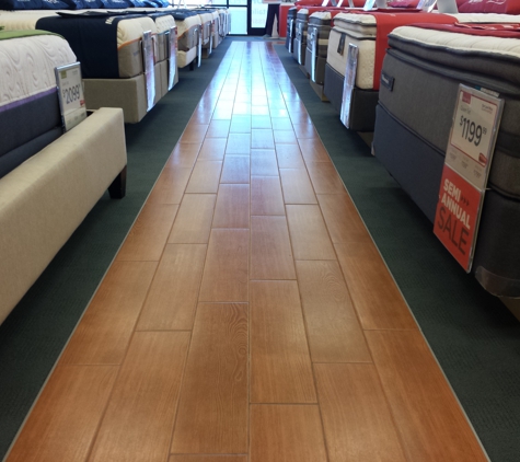 Mattress Firm - Arden, NC