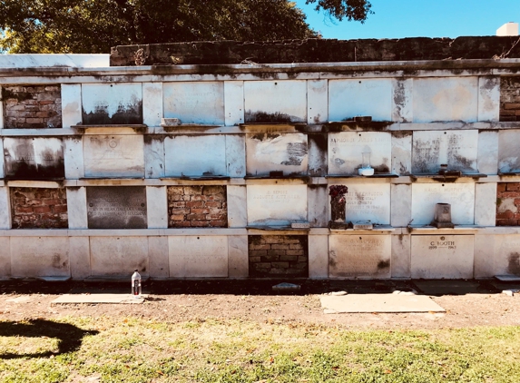 St. Louis Cemetery No. 3