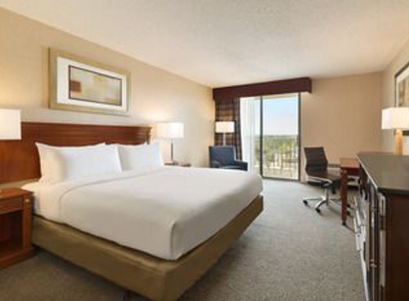 Hilton Hotels & Resorts - Gaithersburg, MD