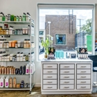 The Upper Hand Salon: Hyde Park