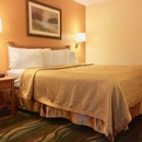 Travelodge by Wyndham Muskegon - Hotels