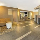 Hawthorn Suites by Wyndham Cincinnati/Sharonville - Hotels