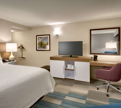 Hampton Inn & Suites Pocatello - Pocatello, ID