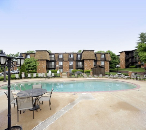 Fox Chase Apartments - Arnold, MO