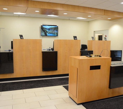 Glen Ellyn Bank & Trust - Glen Ellyn, IL