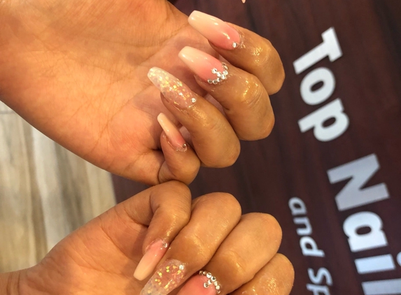 Top Nails and Spa - Auburn, WA