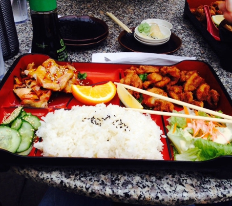 Mikuni Japanese Restaurant & Sushi Bar - Davis, CA