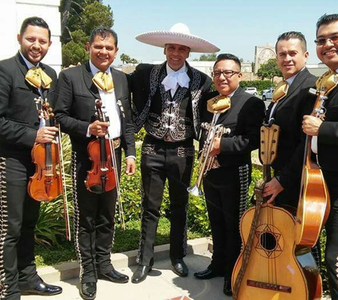 Mariachi Cristiano - Bellflower, CA