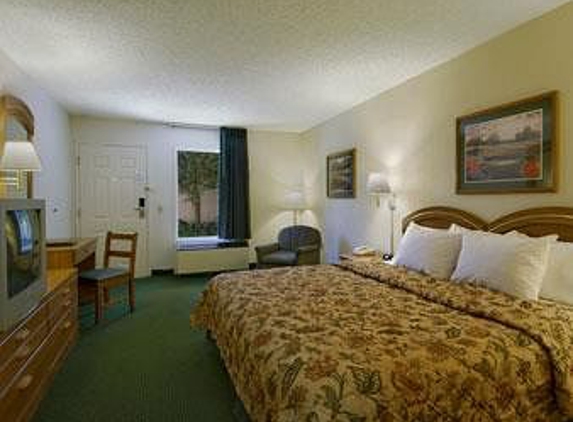 Days Inn-Lake Park - Lake Park, GA