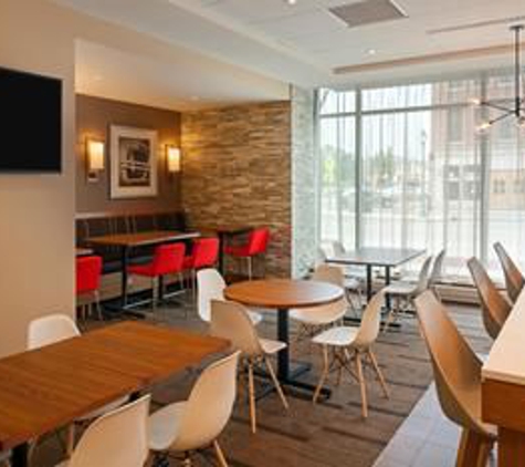 Hyatt Place Bloomington - Bloomington, IN