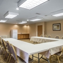 Main Stay Suites & Hotel - Cedar Rapids - Hotels