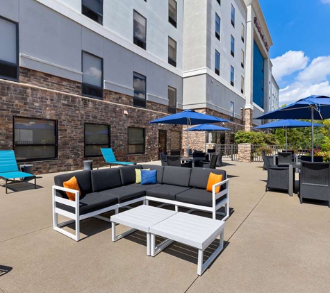 Hampton Inn & Suites Canton - Canton, OH