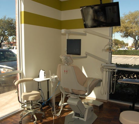 Clear Lake Modern Dentistry and Orthodontics - Houston, TX