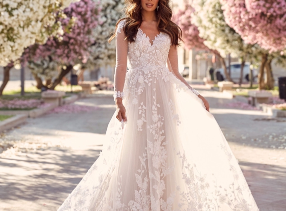 LA Formals & Bridal - Springfield, IL