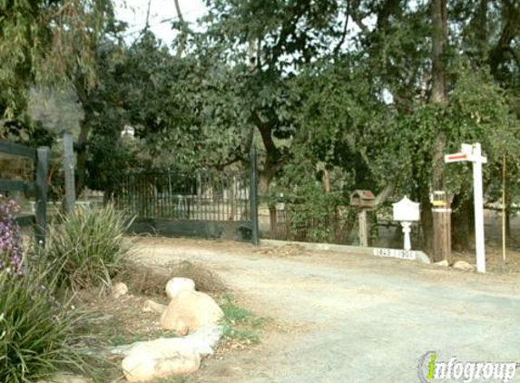 Irish Rose Farms - Bradbury, CA