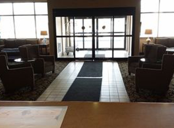 Days Inn - La Crosse, WI