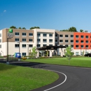 Holiday Inn Express & Suites Queensbury - Lake George Area by IHG - Hotels