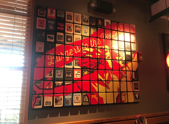 Red Robin Gourmet Burgers - Topeka, KS