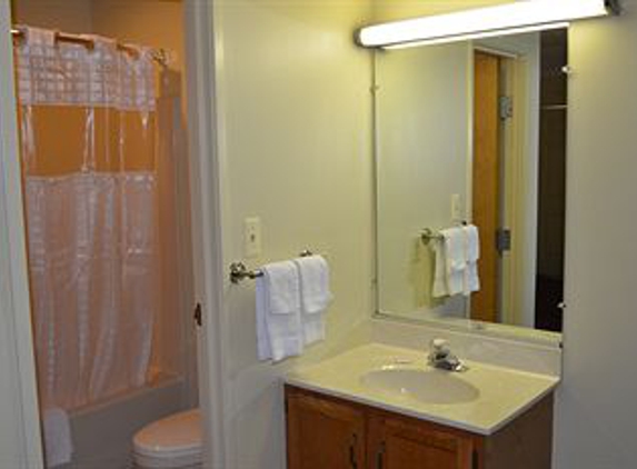 Budget Inn - Williamsville, NY