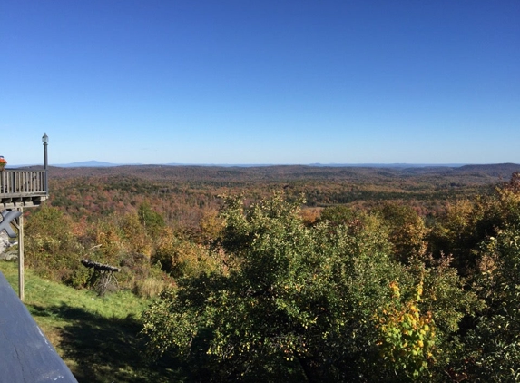 Hogback Mountain Gift Shop - Marlboro, VT