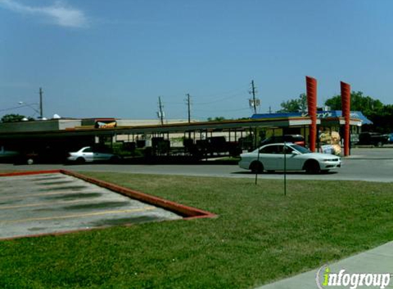 Sonic Drive-In - Austin, TX