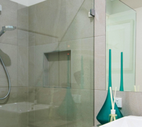 Bradnam's Windows & Doors - Bungalow, QLD. Frameless Shower Screen 2