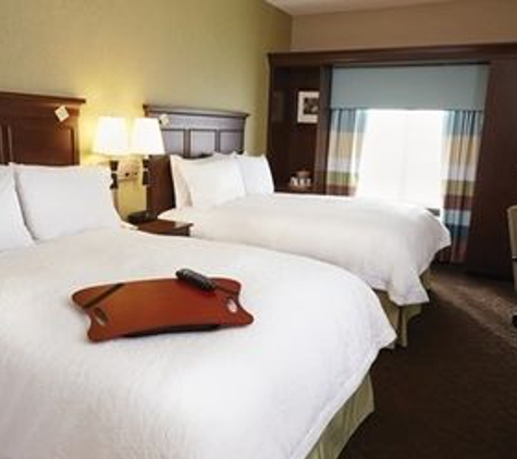 Hampton Inn & Suites Milwaukee/Franklin - Franklin, WI