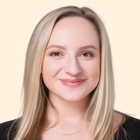 Lauren Dueck, Counselor
