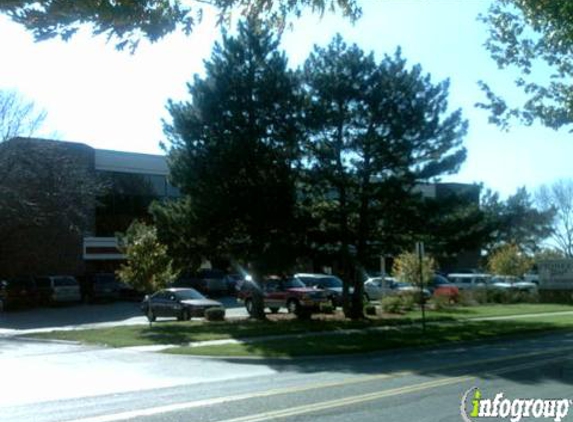 Pioneer Plaza Apartments - Lincoln, NE