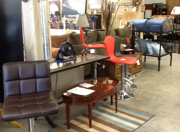 Furniture Plus Consignment Warehouse, inc. - Puyallup, WA