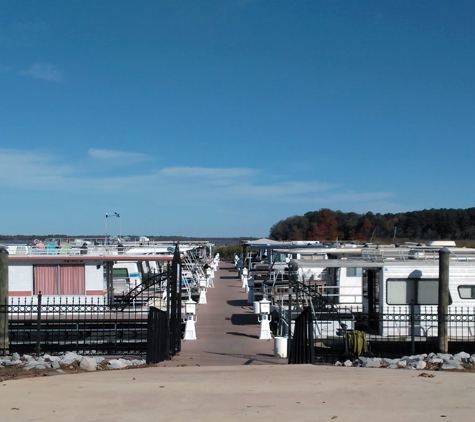 Sunset Marina At 43 - Brandon, MS