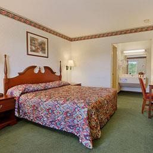 Days Inn - Jonesville, NC