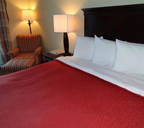 Country Inns & Suites - Petersburg, VA